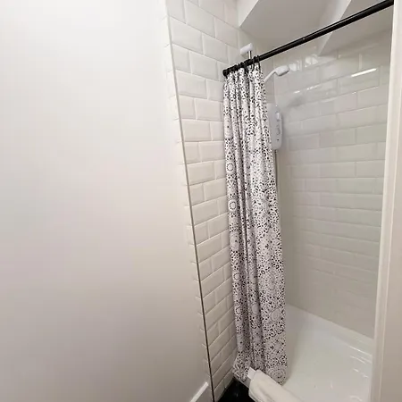 The Eco - 1 Bed, Pets Welcome